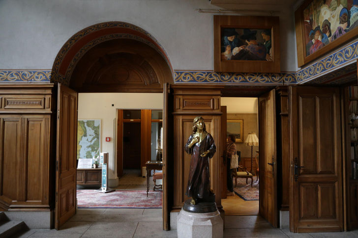 Chateau Mercier: как швейцарский замок стал приютом для художников