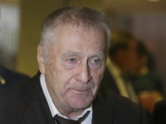 У Владимира Жириновского случился отек легких: врачи борются за жизнь политика