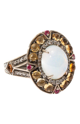Женское белое кольцо royal oval QUEENSBEE 