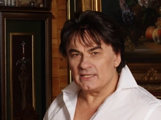 Александр Серов пострадал в перестрелке
