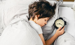 Калькулятор сна: узнайте, в какое время вашему ребенку нужно ложиться спать