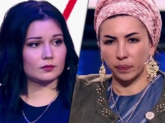Родившая в 11 лет Валентина Исаева увела экс-возлюбленного у его исламской жены
