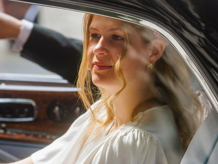 Леди Луиза Виндзор прибывает в собор Святого Павла на службу в честь 70-летия пребывания ее бабушки на троне, 3 июня 2022