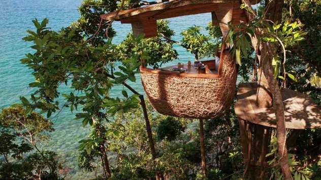 10 самых странных мест для ресторана (+фото)