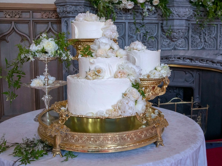Свадебный торт Сассекских, изготовленный Клэр Птак