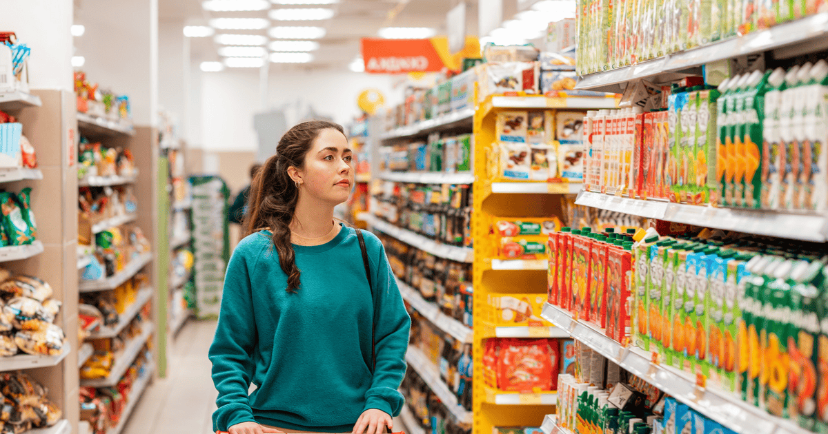 уловки магазинов. обслуживание через прилавок. как пользуются магазином. как пользуются магазином. как пользуются магазином.