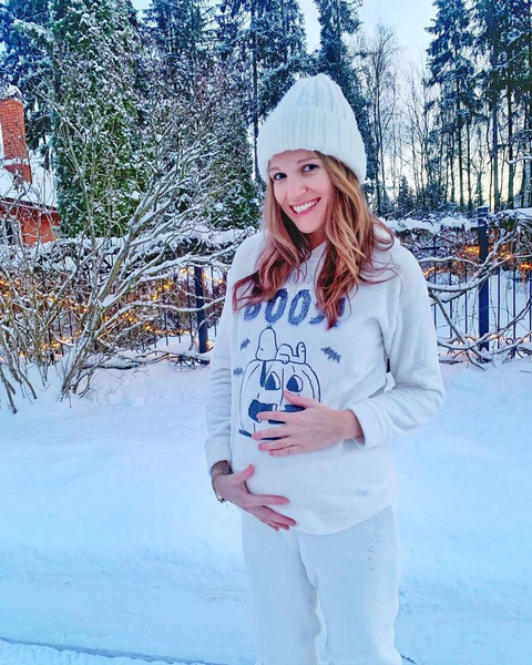 Беременная Женя Малахова: «Незнакомые люди желают смерти мне и моему ребенку»