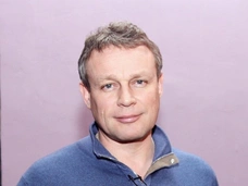 Сергей Жигунов женился на возлюбленной, которую называют копией Анастасии Заворотнюк