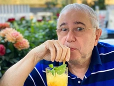 Елена Степаненко требует с Евгения Петросяна деньги, потраченные на еду