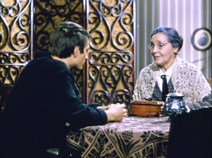 Всесоюзные бабули: 8 самых любимых бабушек советского кино