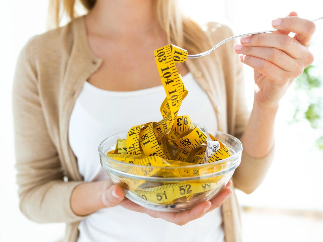 Как худеть по менструальному циклу: самая естественная диета, которая работает | marieclaire.ru