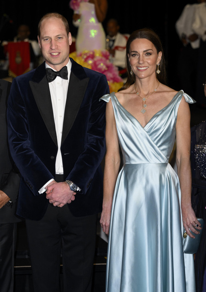 Почему карибское турне принца Уильяма и Кейт Миддлтон — позор британской монархии