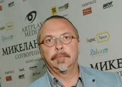 Юрий Грымов рассказал, как на репетиции Людмиле Максаковой подсвечником перебило переносицу