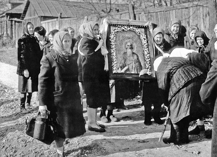 Село Пощупово в Рязанской области, 1973 год. Фото Андрея Карева. | Источник: orthochristian.com