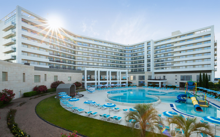 Radisson Blu Resort & Congress Centre, Sochi приглашает отдохнуть на море
