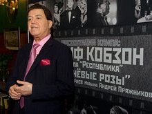 Иосиф Кобзон снял в клипе свою жену