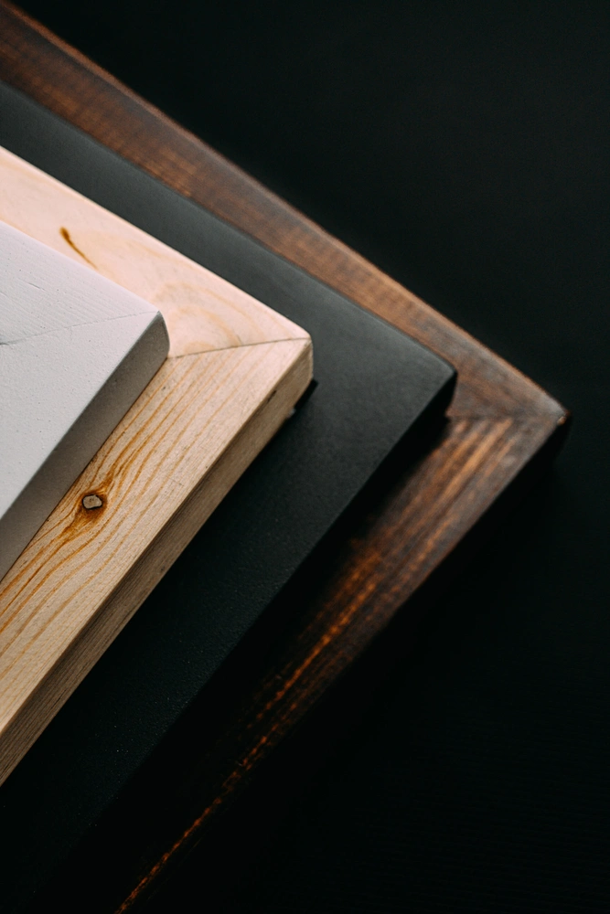 Как чистить деревянную мебель: советы и идеи | Источник: Amr Taha™/Unsplash