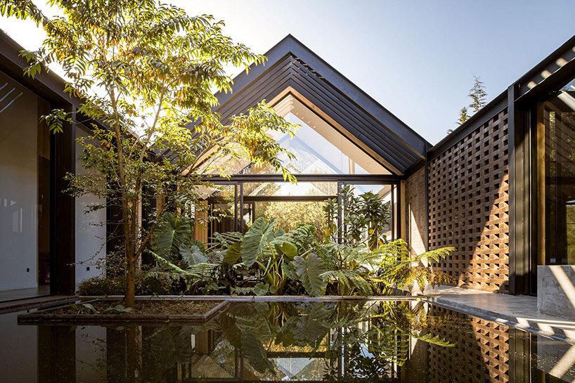 Дом в Колумбии, составленный из трех частей | Источник: Маурисио Карвахаль