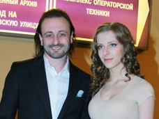 Илья Авербух закрутил роман со звездой «Папиных дочек» Лизой Арзамасовой