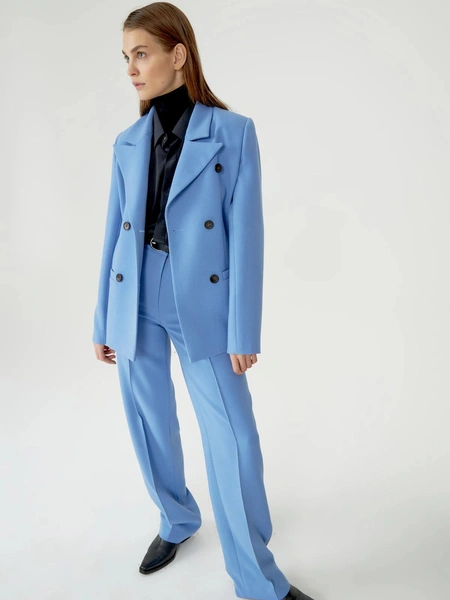 Костюм Lesyanebo Цена: 57 000 руб.Где купить: lesyanebo.com