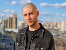 Пациентка клиники, в которой лежит Дава: «Он сделал липосакцию»