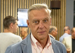 Бросил пить, подружил молодую жену с бывшей супругой. «Убойная сила» Александра Половцева