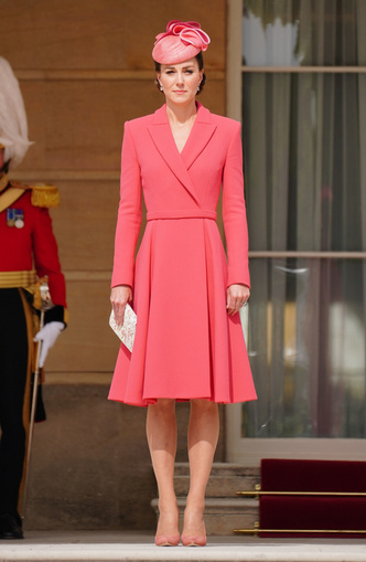 «Слилась с платьем»: самый неудачный выход Кейт Миддлтон в 2022 году
