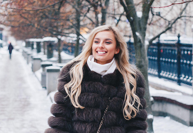 Суровые русские антитренды: 7 старомодных зимних вещей, которые носят только наши женщины