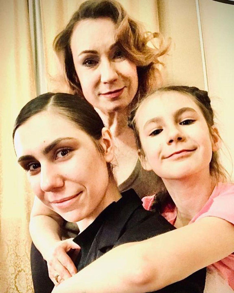 Ольга Тумайкина с дочками