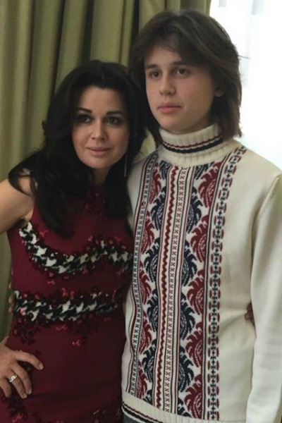 Актриса с сыном Майклом
