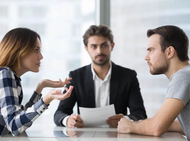 Мужчина-вампир: как понять, что бывший продолжает портить вам жизнь