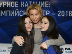 Тренеру олимпийских чемпионок Тутберидзе запретили приближаться к катку и выходить на лед
