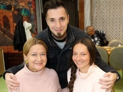 Сын пошел по стопам матери, а дочь стала режиссером: чем занимаются взрослые дети Тамары Глобы