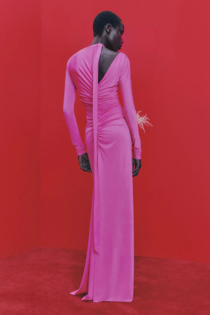 Вечерние платья, которые сведут вас с ума, в коллекции Victoria Beckham Resort 2023