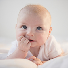 «Зачем показывать младенца стоматологу в первый месяц жизни?»