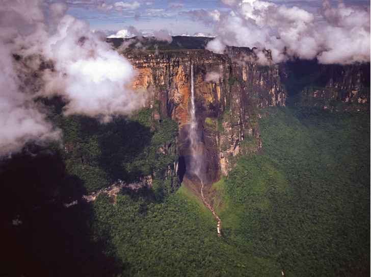 Взгляд не отвести: 10 выдающихся водопадов мира