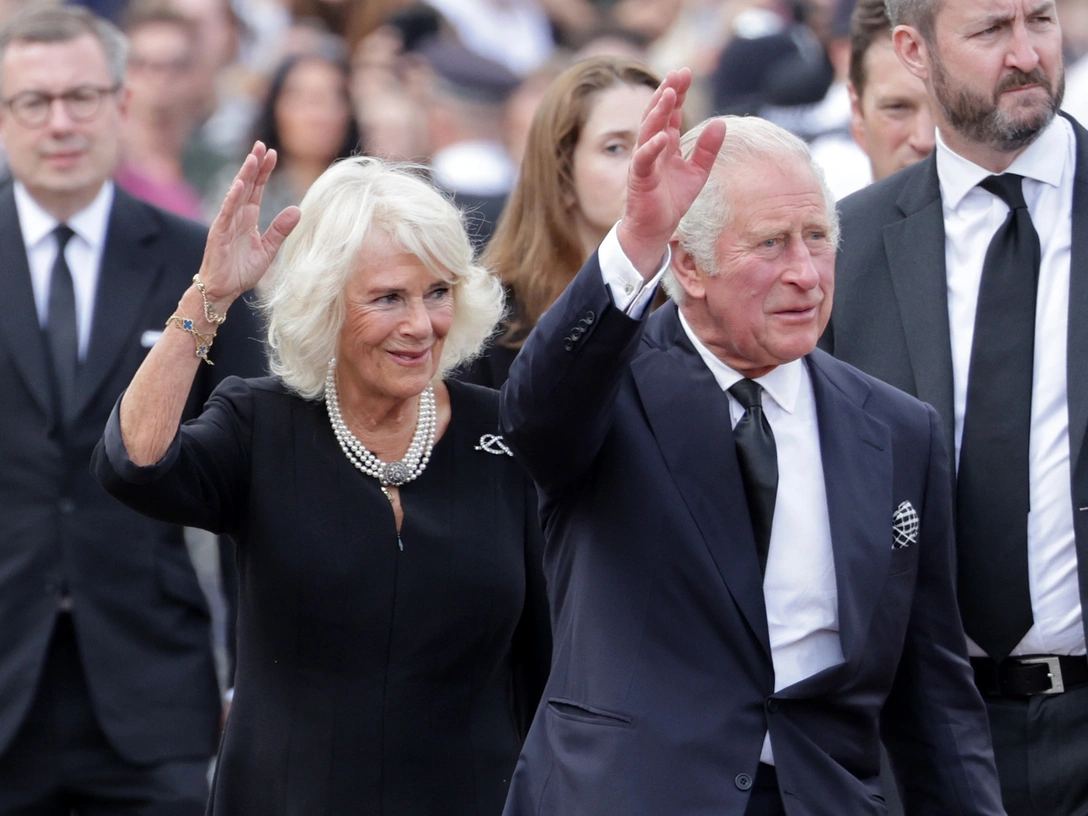 Король Карл III и королева-консорт Камилла | marieclaire.ru