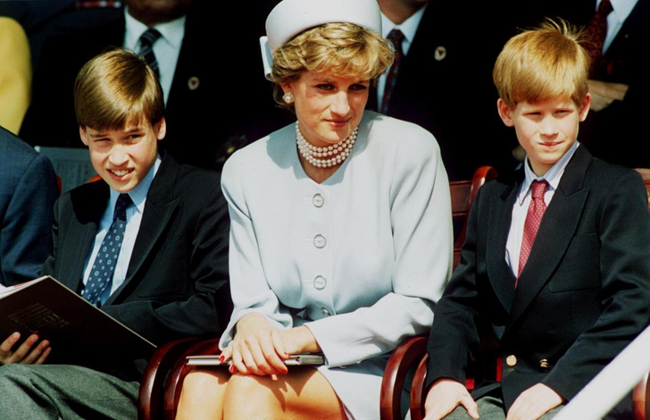 Принц Уильям о скандальном интервью матери про измены: «Мы должны провести расследование»
