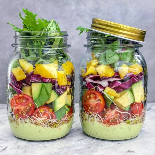 Вкусно, полезно и необычно: 5 рецептов в mason jar