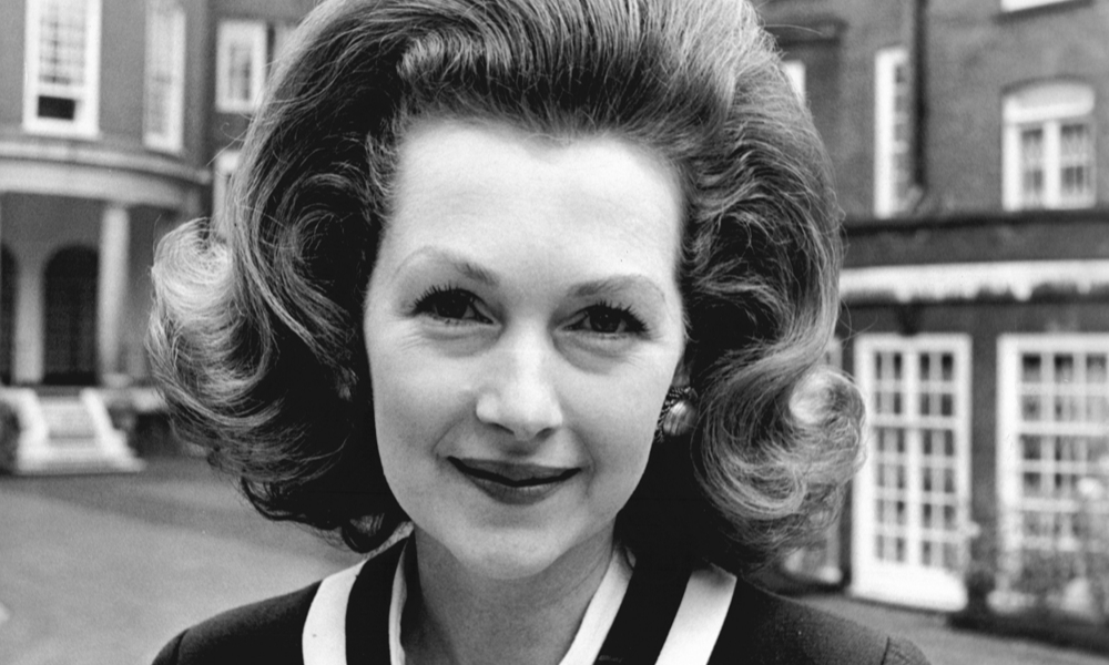 Жалға алынған үйдегі секс Толық шашты әйелдермен порно секс