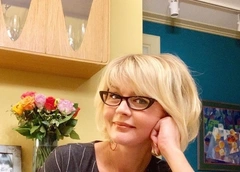 Юлия Меньшова: «Дико ревновала маму к отцу»