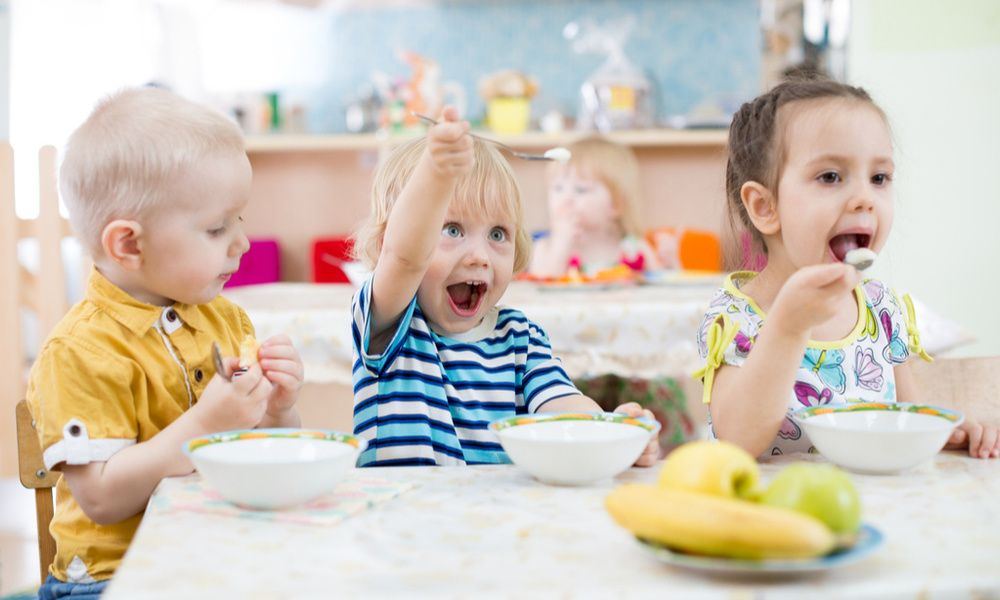 Решаем проблему: ребенок не ест в детском саду - Parents.ru