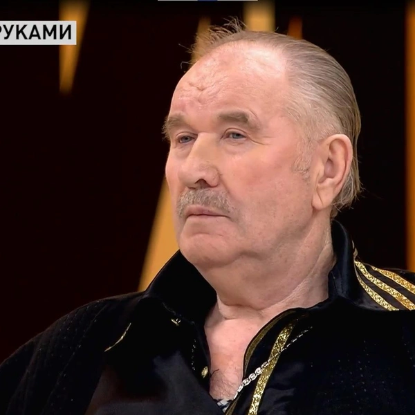Ефимчик считает, что из-за дара он стался один