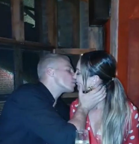 Ольгу Бузову и Олега Майами застали за поцелуями