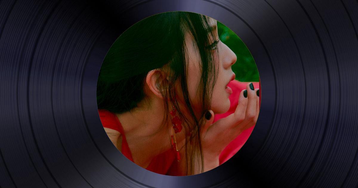 Трек дня: «FLOWER» от Джису из BLACKPINK о грустном расставании, после ...