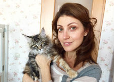 Анастасия Макеева и Глеб Матвейчук стали хозяевами енотовой кошки