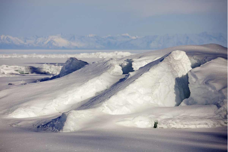 Тарельник, торосы, сокуи: только посмотрите, каким бывает знаменитый лед Байкала