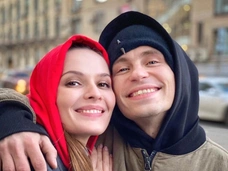 Девушка Александра Головина впервые высказалась о скандале с его внебрачной дочерью