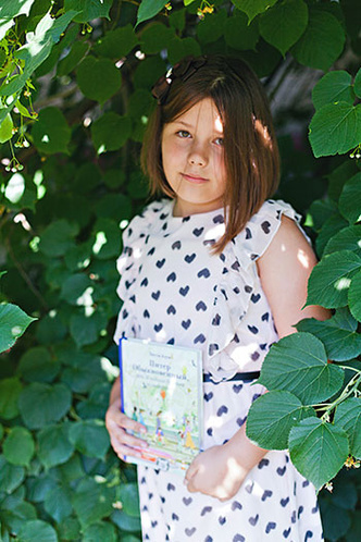 Варя, 9 лет, прочитала книгу Джуди Блум «Питер Обыкновенный, или Младших братьев не выбирают»