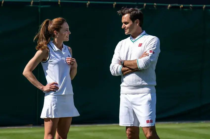 «Самая короткая мини-юбка в истории!»: Кейт Миддлтон влюбилась в теннисиста Роджера Федерера — 5 фото говорят за себя